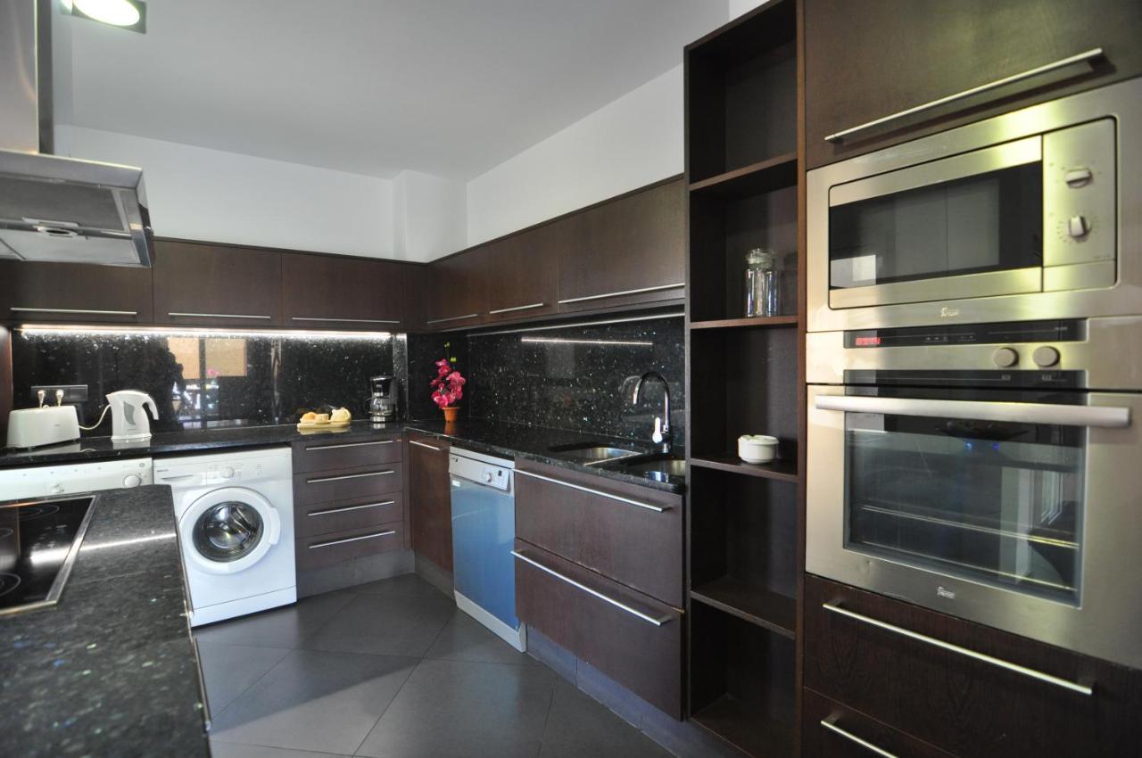 Rnet - Apartments Roses Centre エクステリア 写真