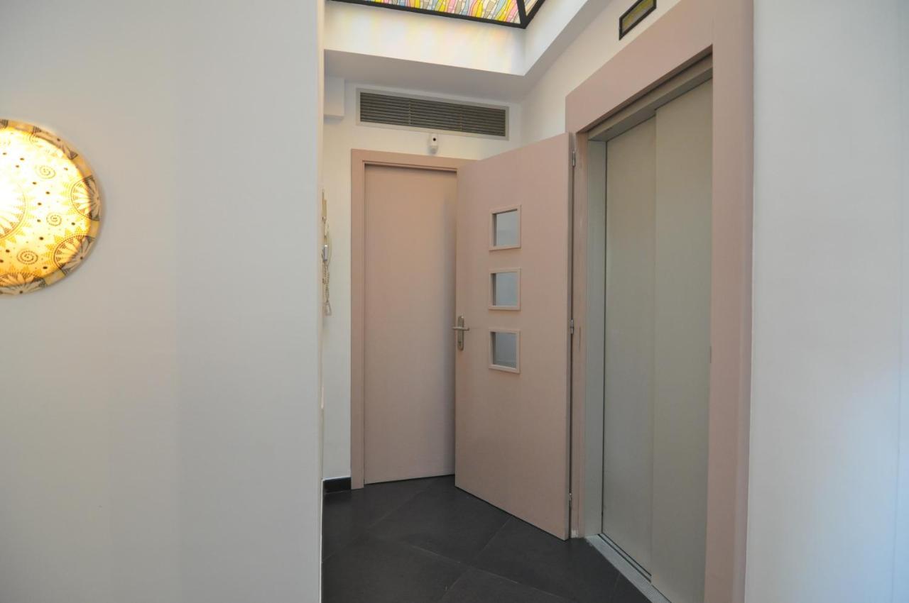 Rnet - Apartments Roses Centre エクステリア 写真