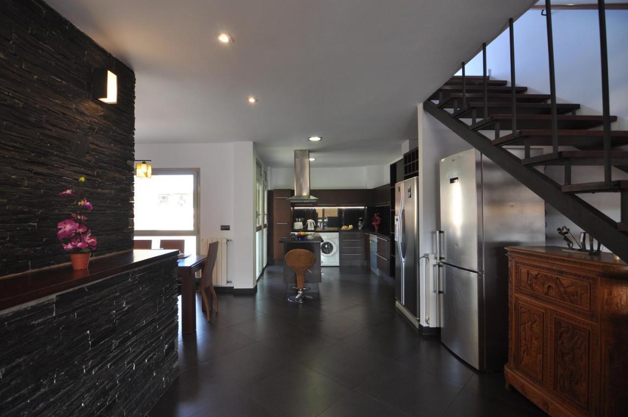 Rnet - Apartments Roses Centre エクステリア 写真