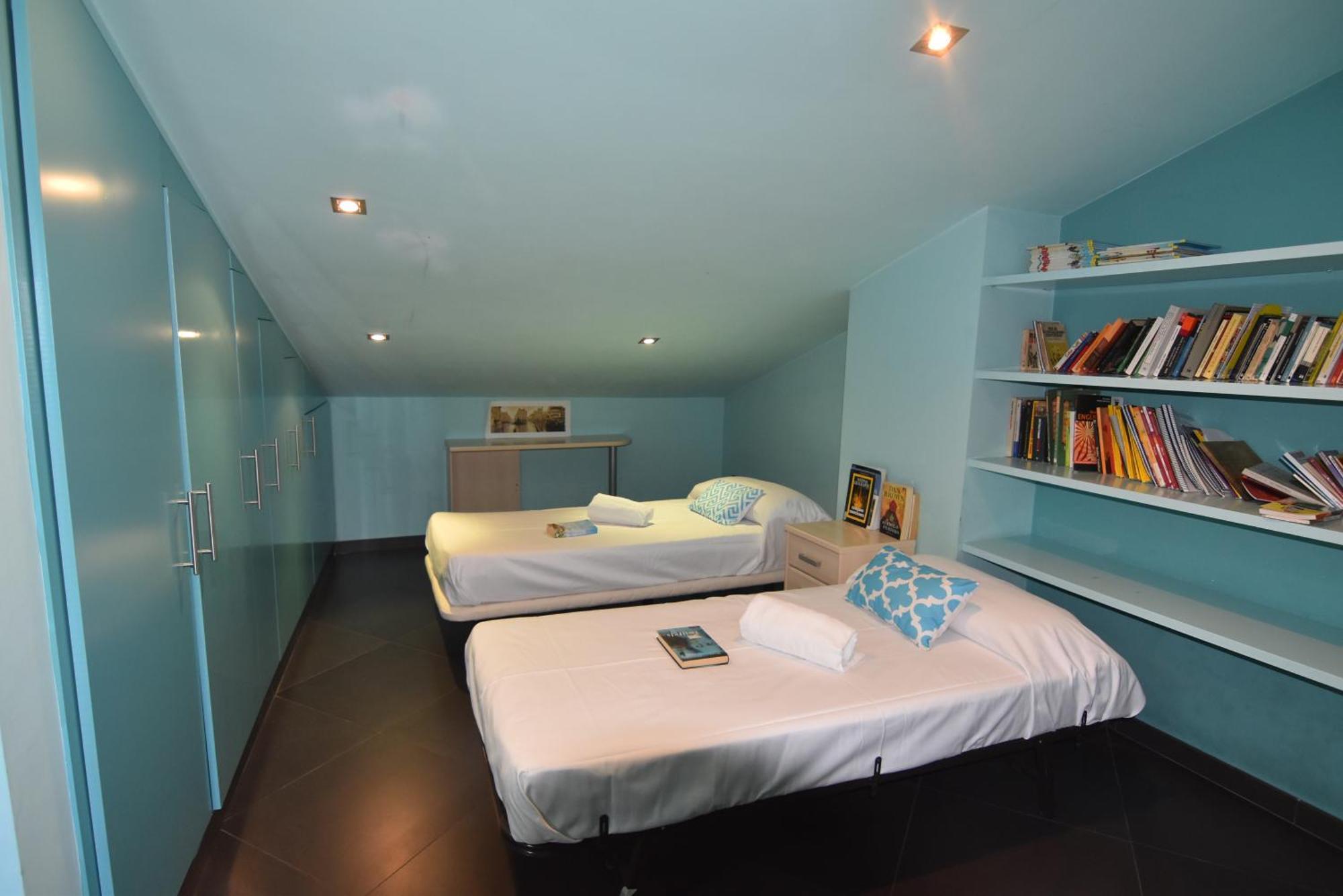 Rnet - Apartments Roses Centre エクステリア 写真